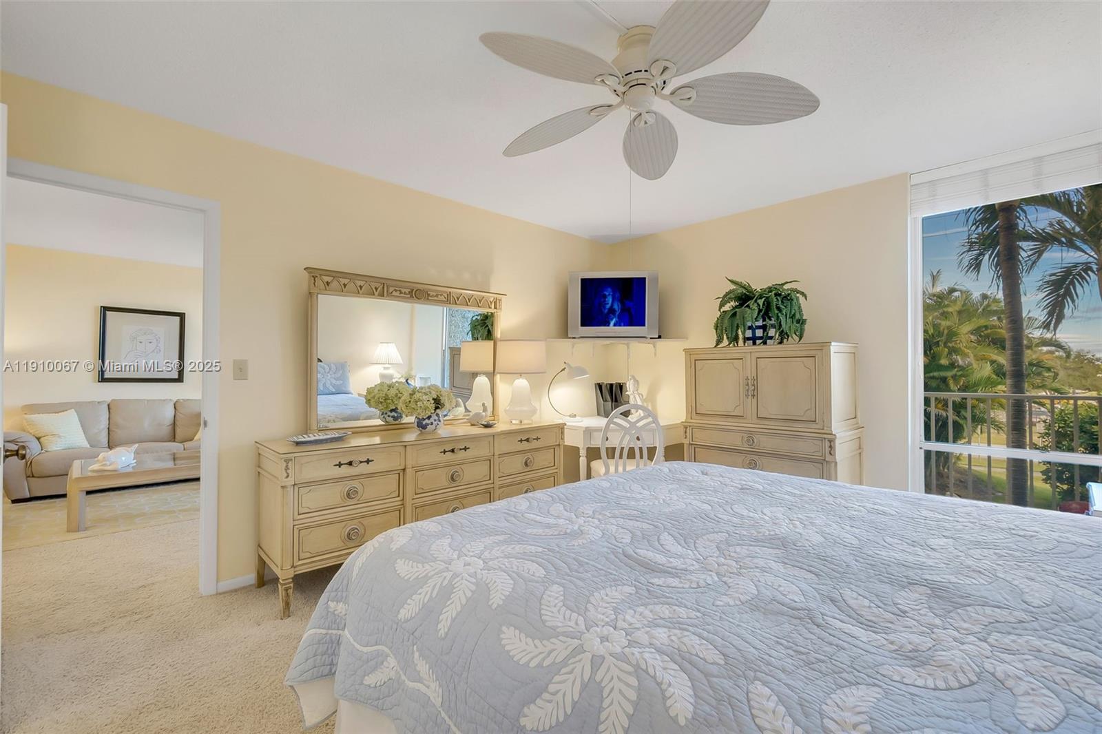 STARLITE CONDO - Residential