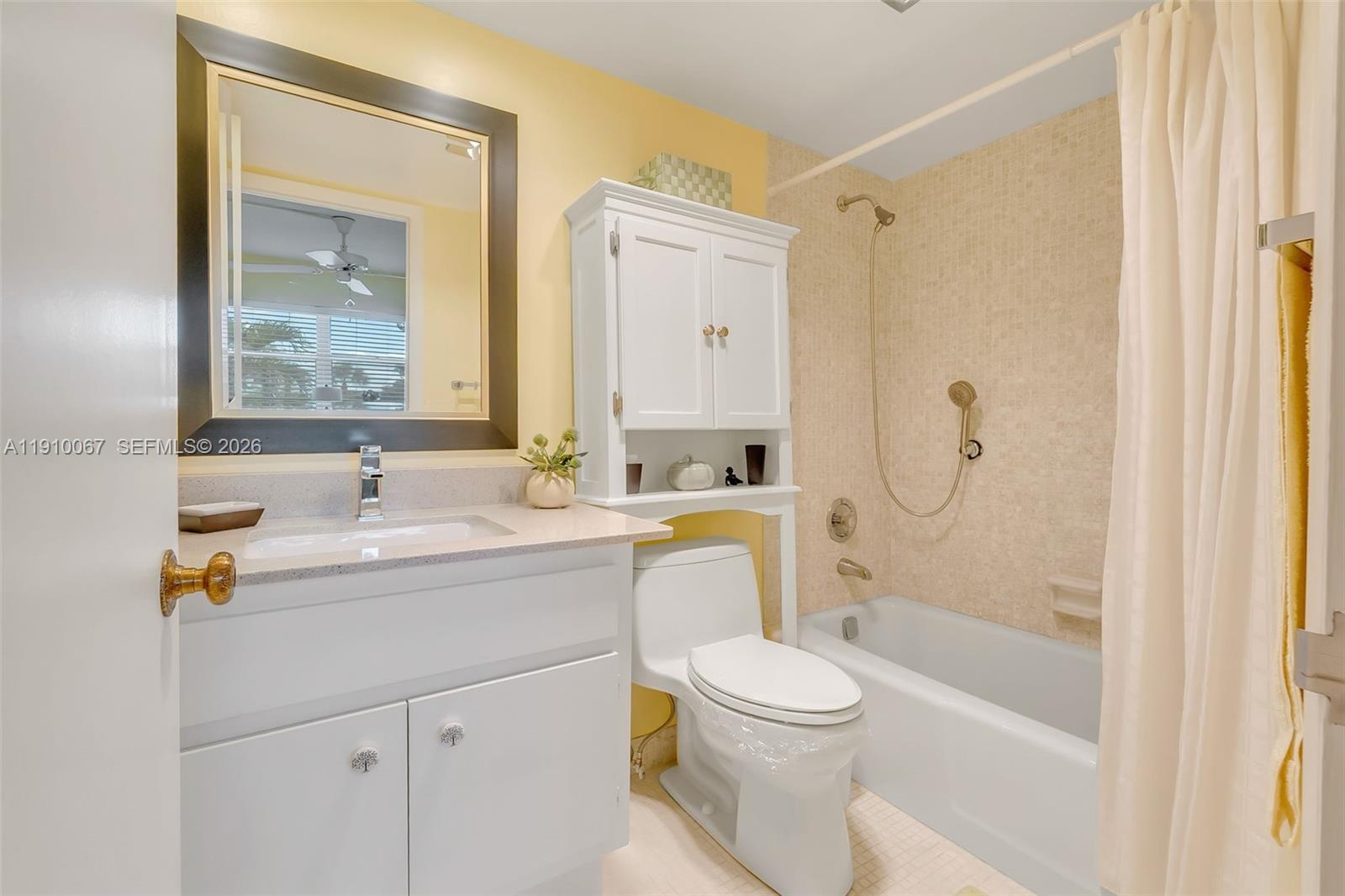 STARLITE CONDO - Residential