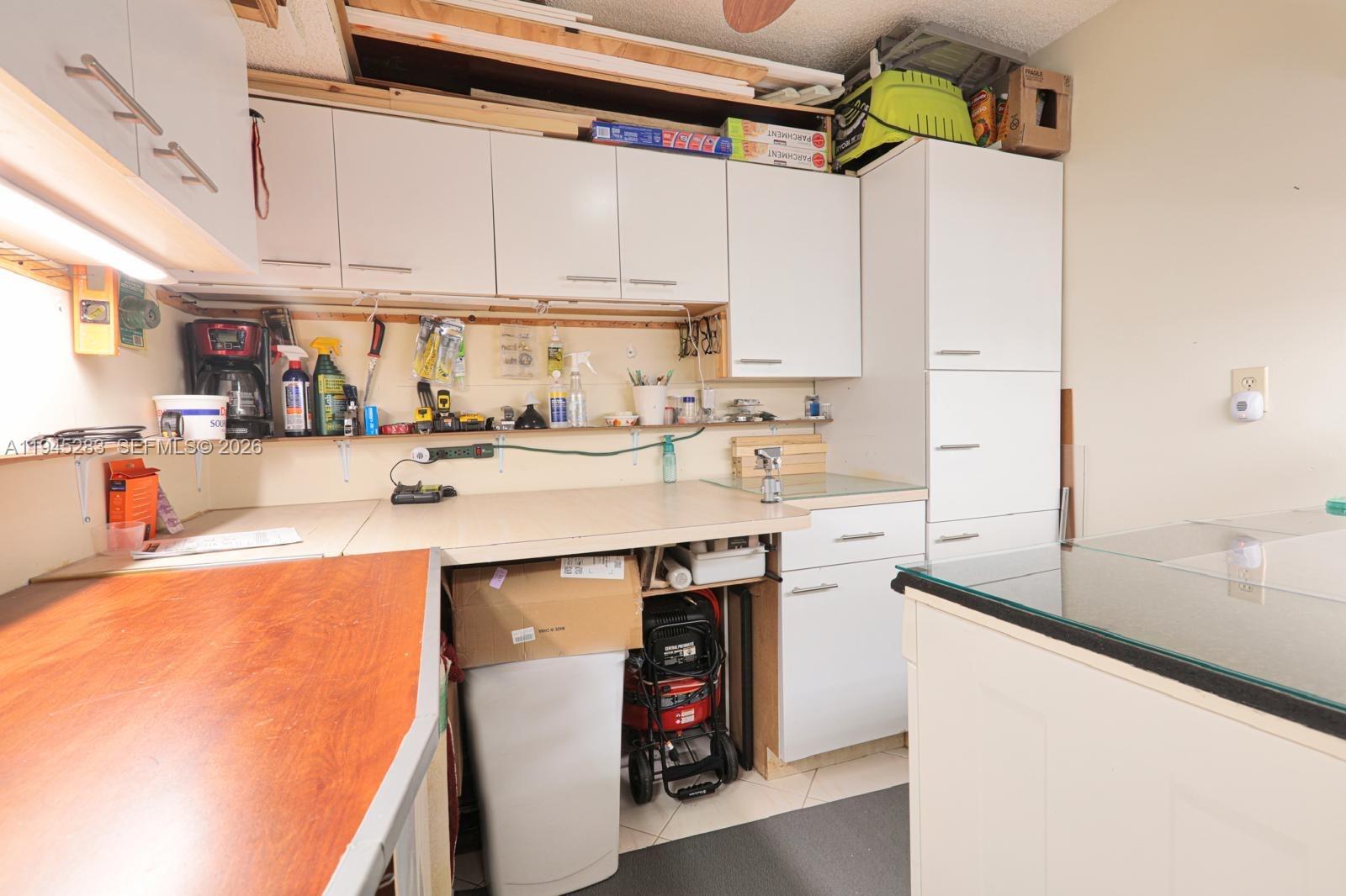 LAKES OF CARRIAGE HILLS - Residential