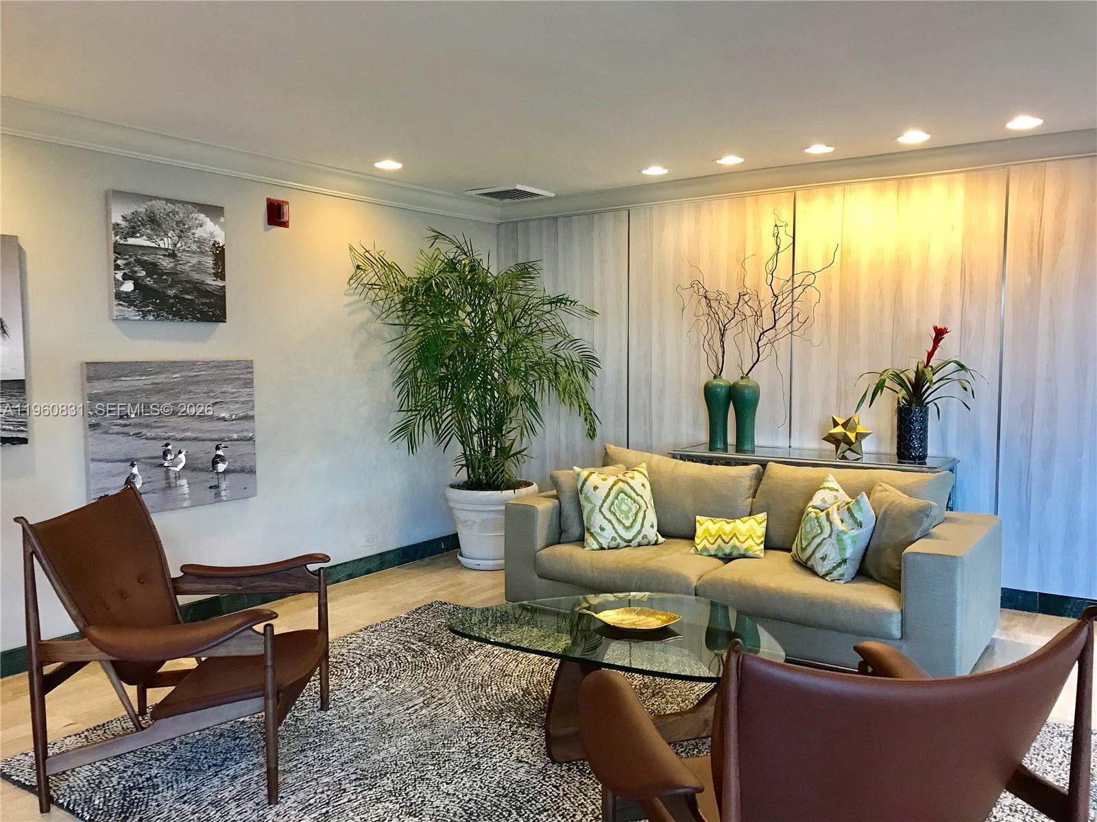 BRICKELL BAY TOWER CONDO - Residential Lease