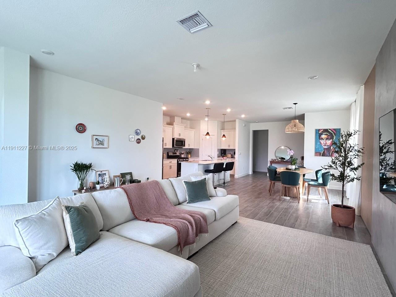 ARDEN PUD POD I NORTH - Residential Lease