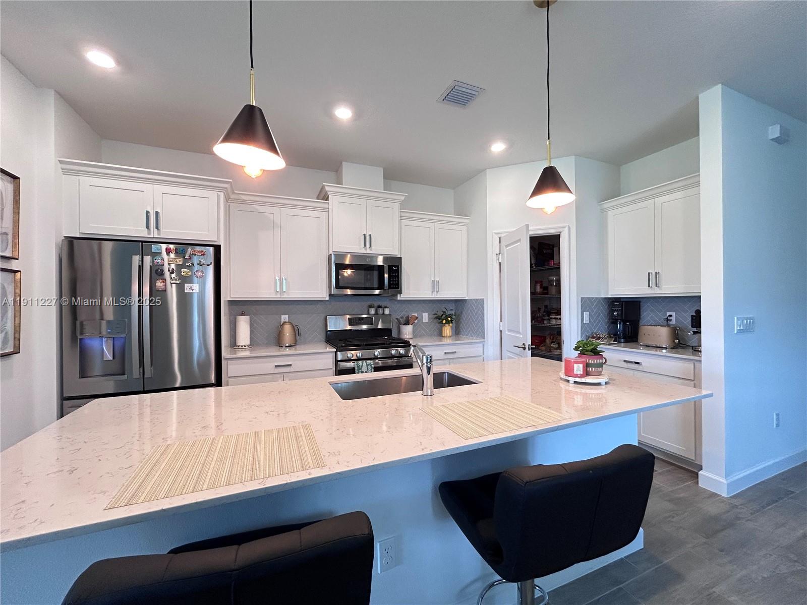 ARDEN PUD POD I NORTH - Residential Lease