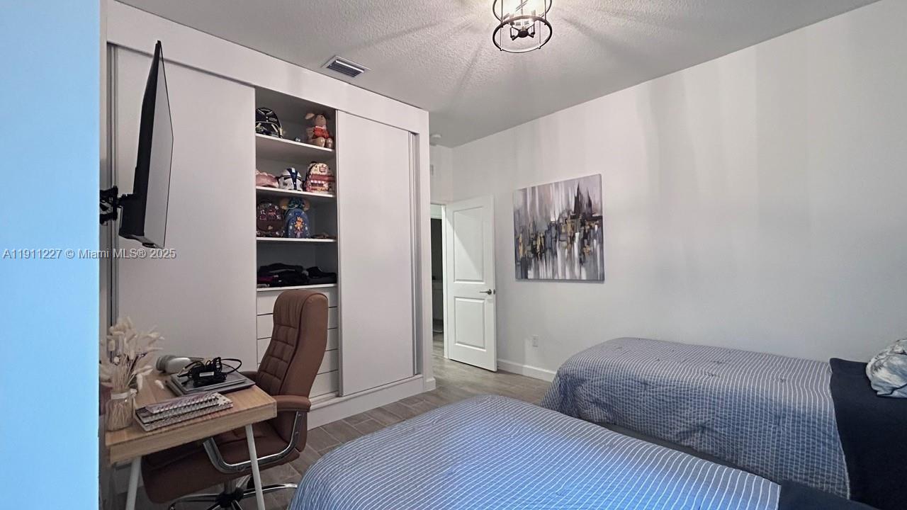 ARDEN PUD POD I NORTH - Residential Lease