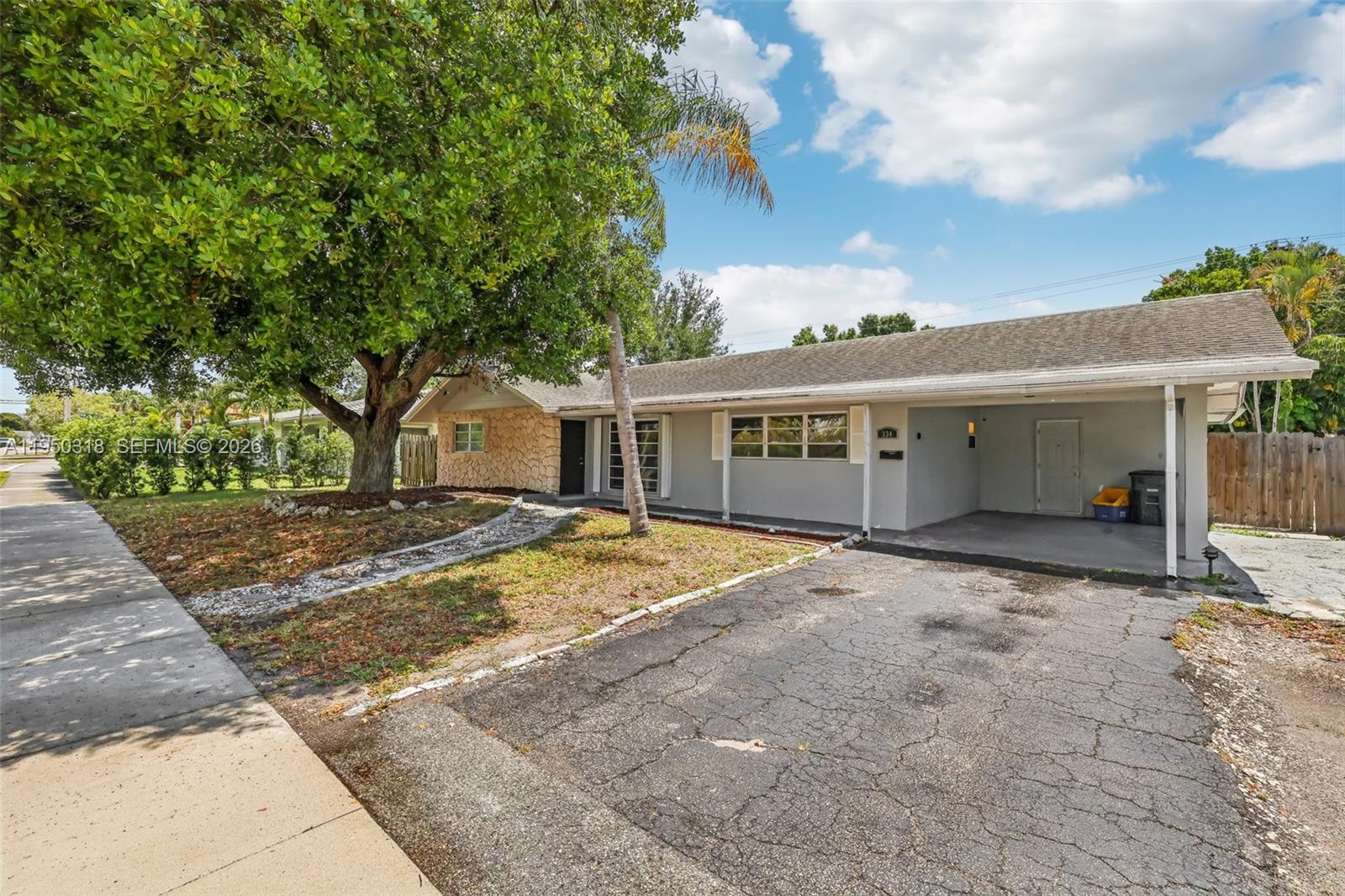 COUNTRY CLUB VILLAGE SEC - Residential