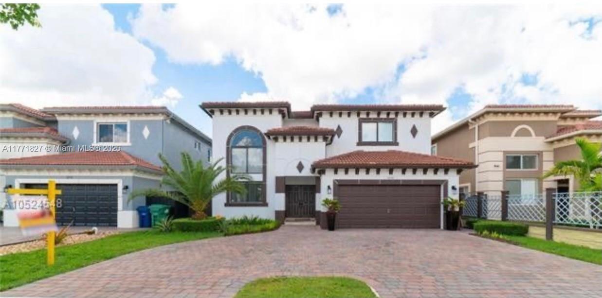 Rental Property at 16588 Sw 44 Street, Kendall, Miami-Dade County, Florida - Bedrooms: 5 
Bathrooms: 4  - $6,500 MO.