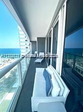 FORT LAUDERDALE RESIDENCE - Residential