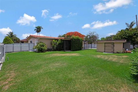 Single Family Residence in Hialeah FL 5590 6th Ave Ave 29.jpg