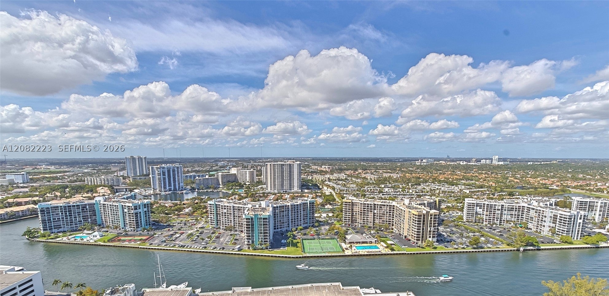 3535 S OCEAN DR 2805