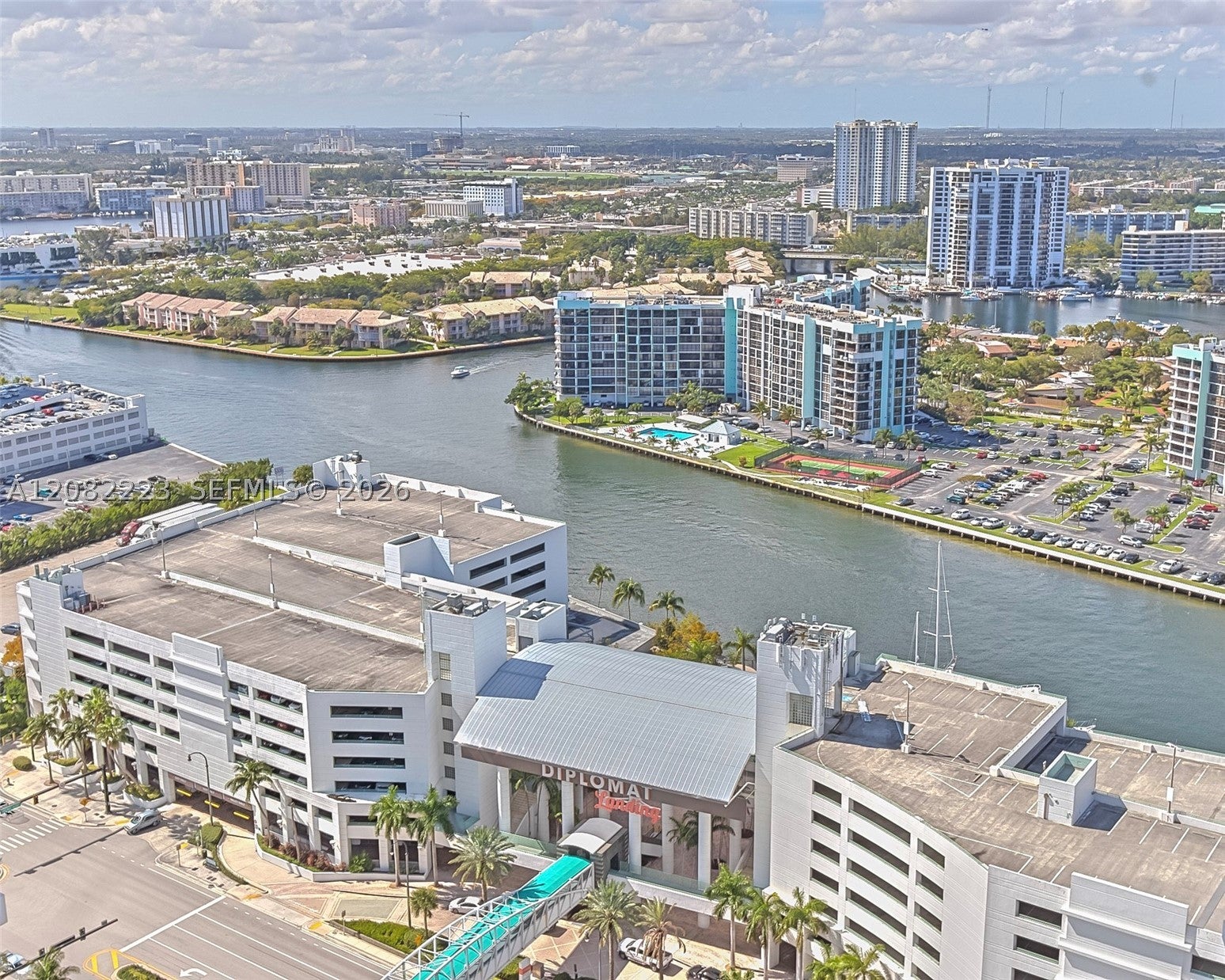 3535 S OCEAN DR 2805
