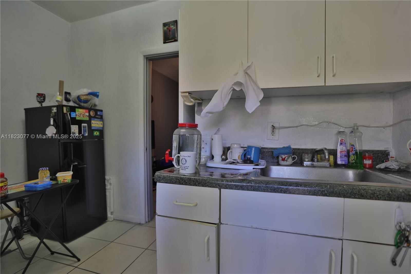 LAWRENCE ESTATE LAND COS - Residential Income
