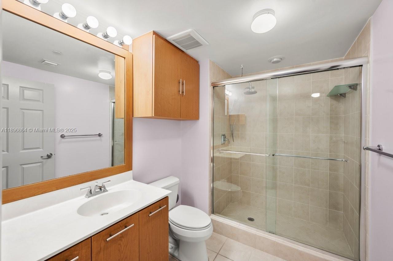 VERANDA CONDO - Residential