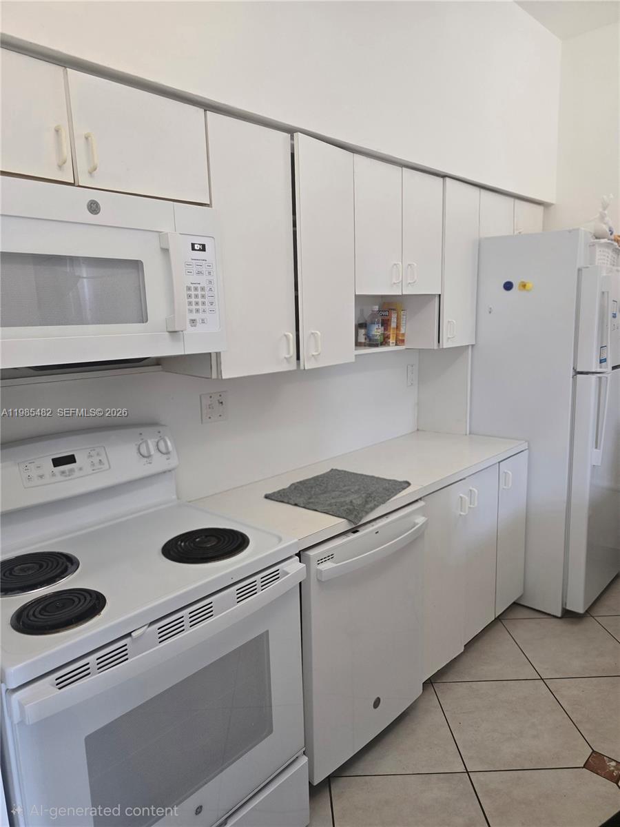 ROYAL PALMS CONDO - Residential