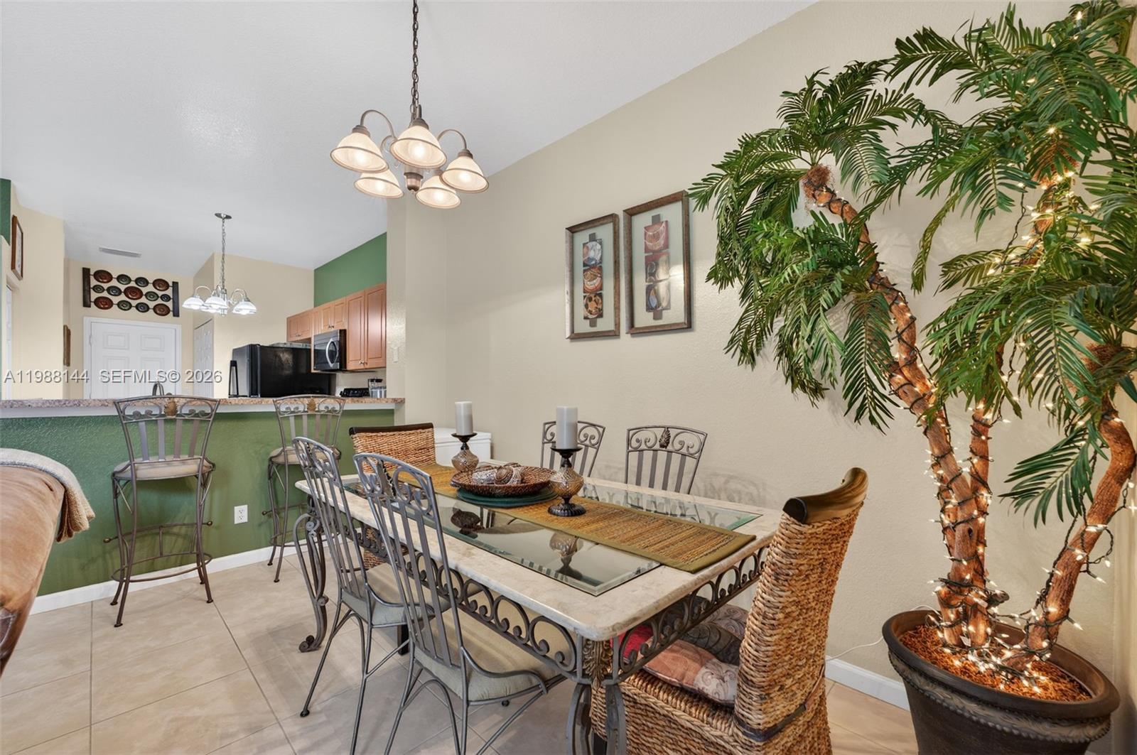 SABAL CHASE - Residential