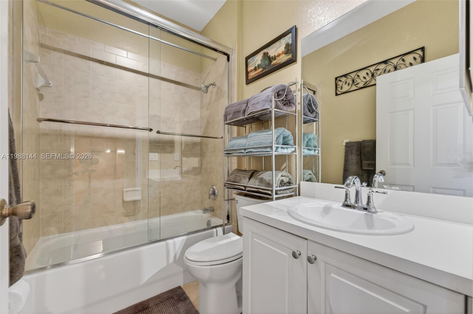 SABAL CHASE - Residential