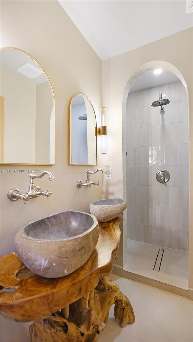 AMADALE ADD - Residential