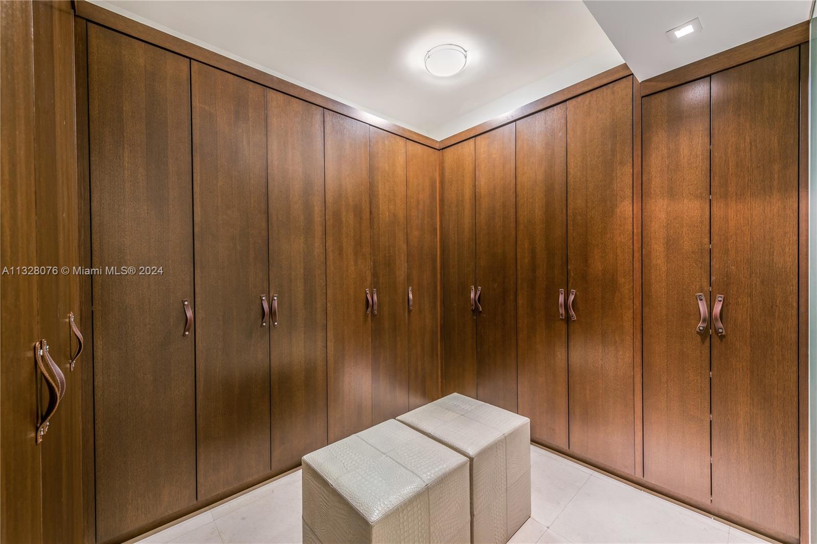 BAYSIDE VILLAGE EAST - Residential