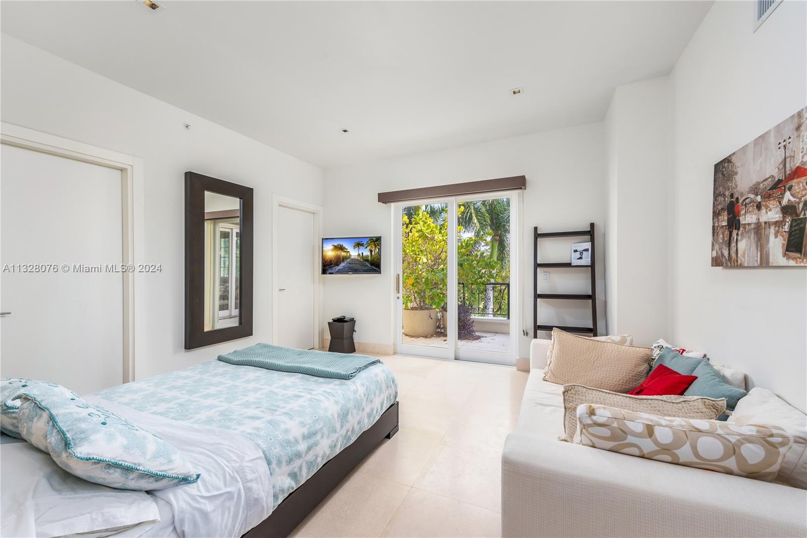 BAYSIDE VILLAGE EAST - Residential