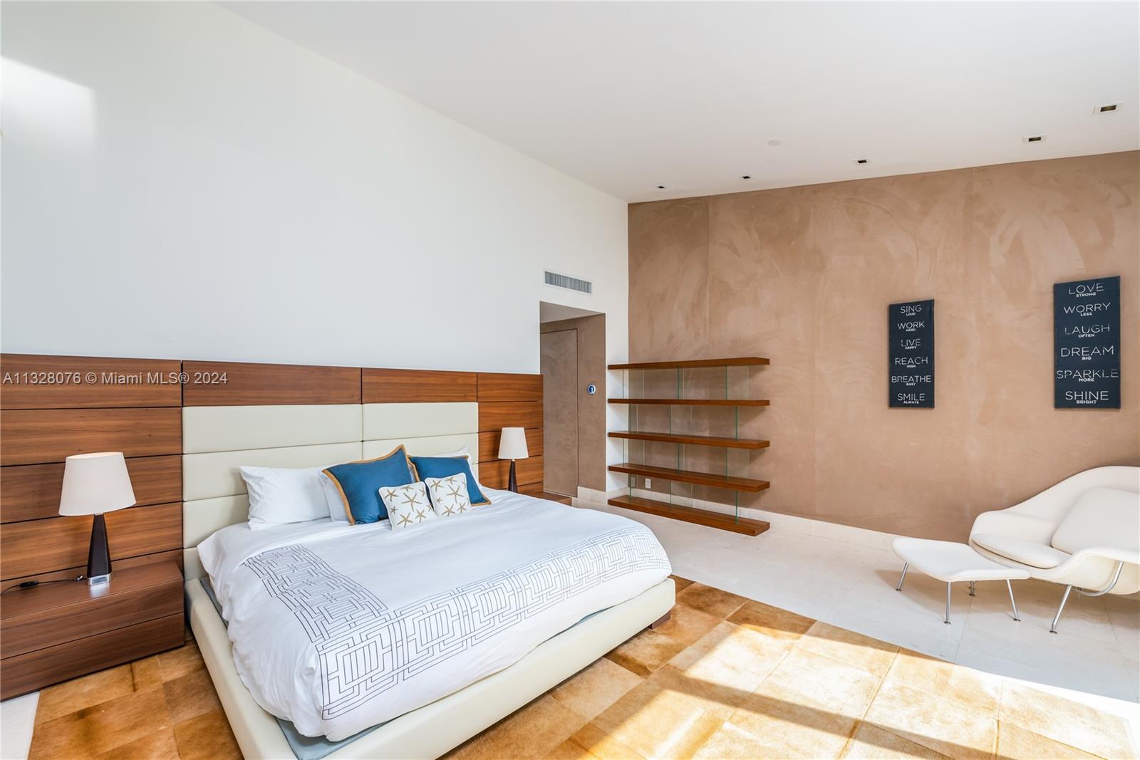 BAYSIDE VILLAGE EAST - Residential