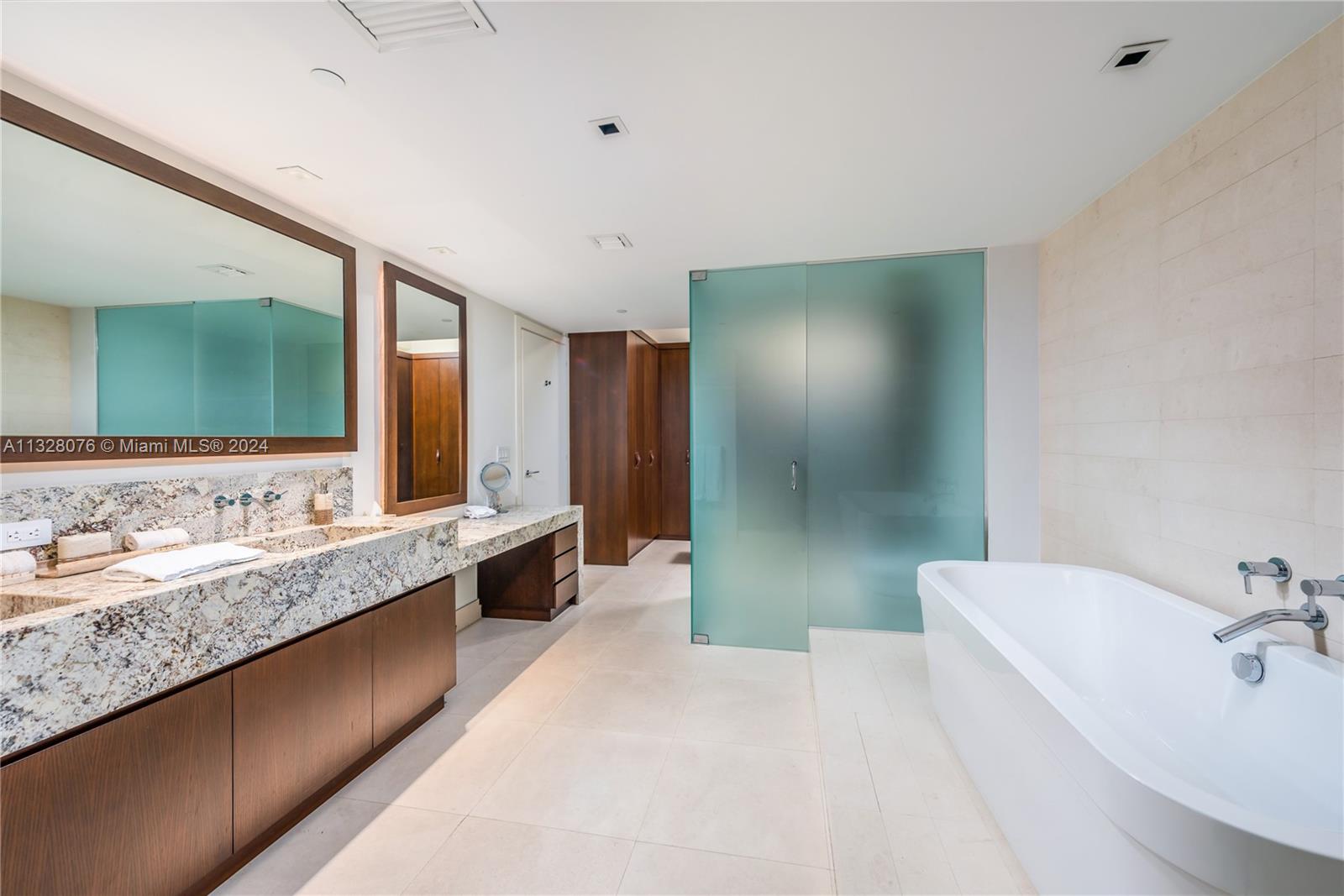 BAYSIDE VILLAGE EAST - Residential