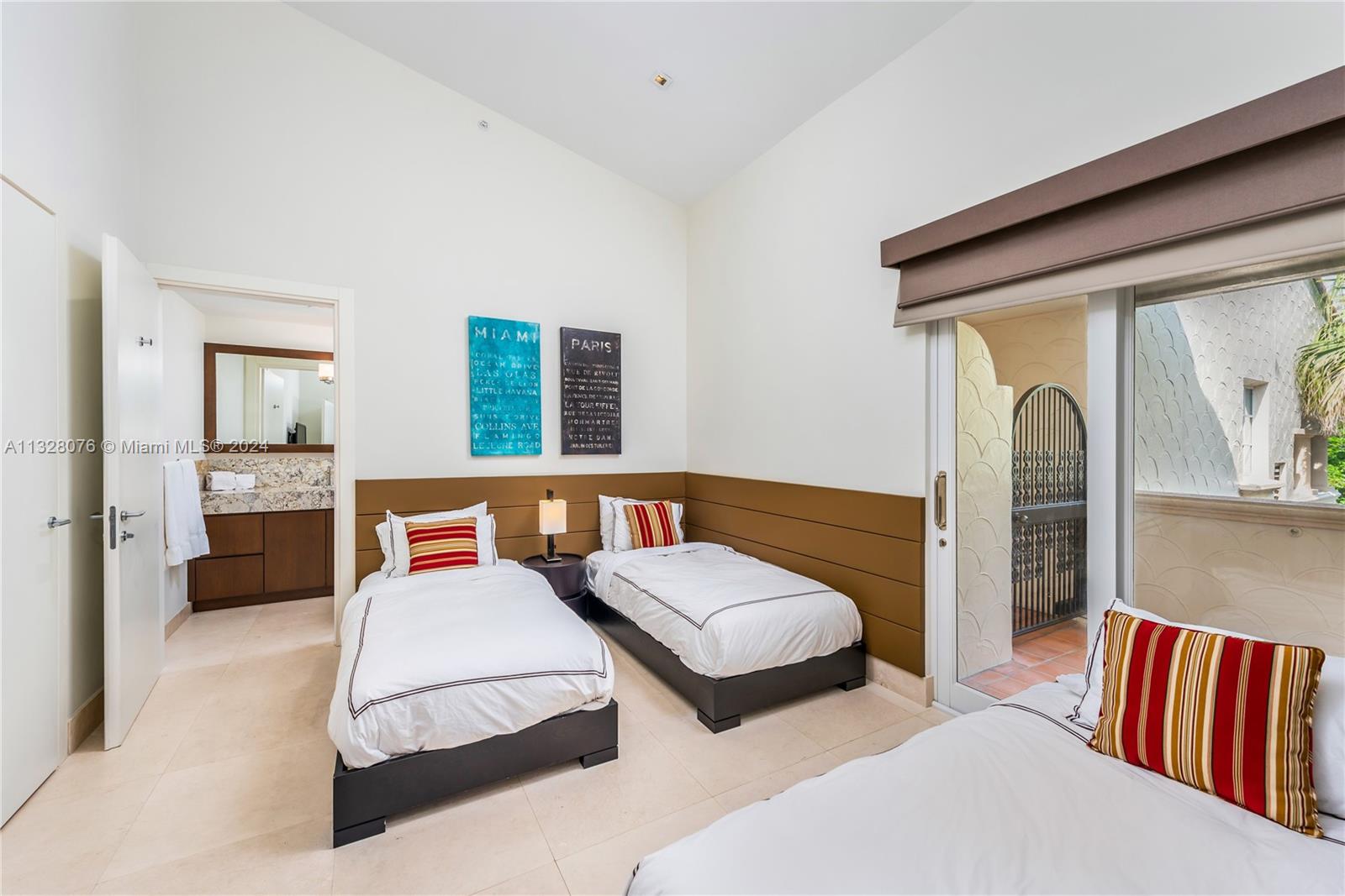 BAYSIDE VILLAGE EAST - Residential