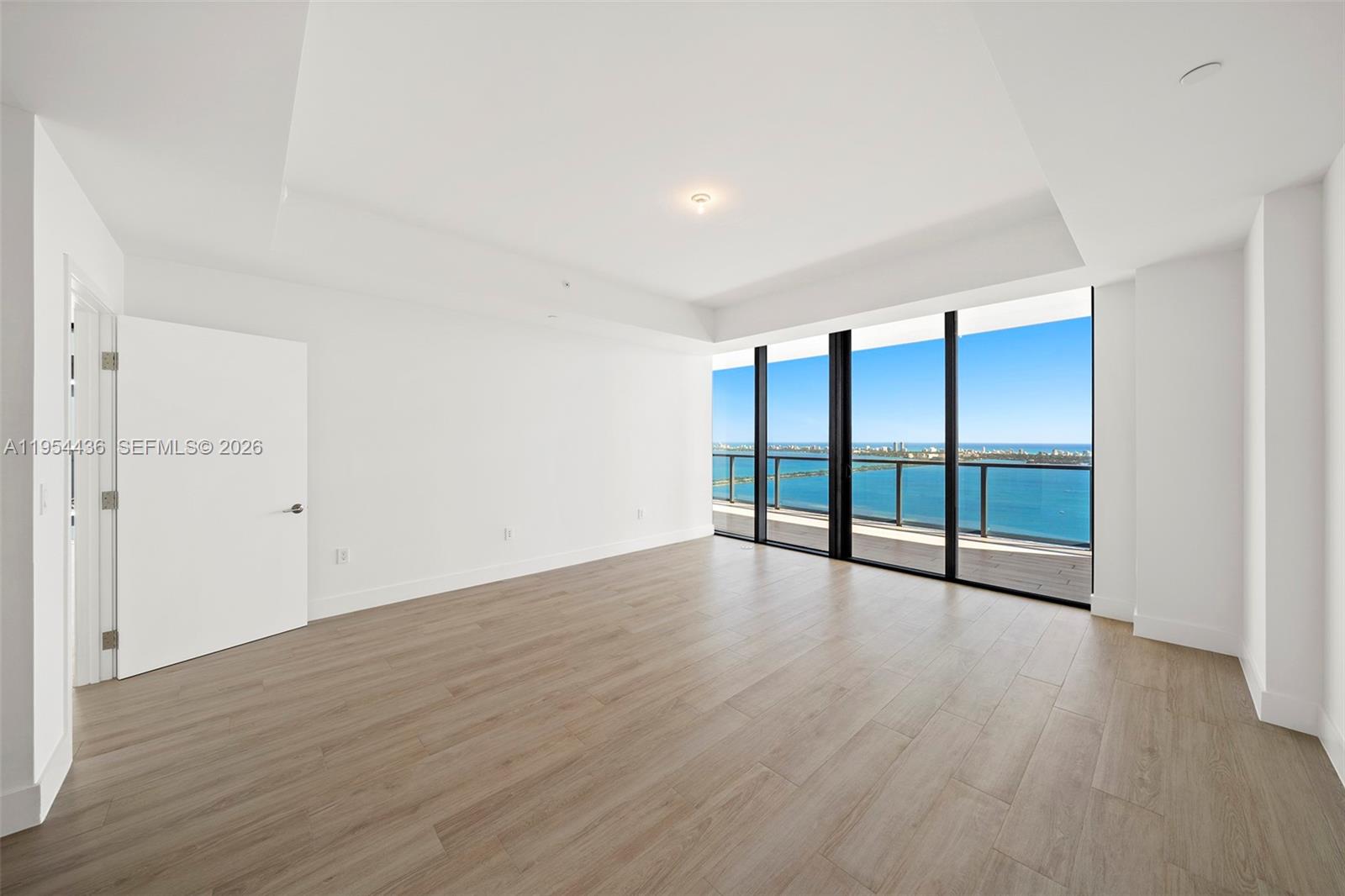 ELYSEE MIAMI - Residential