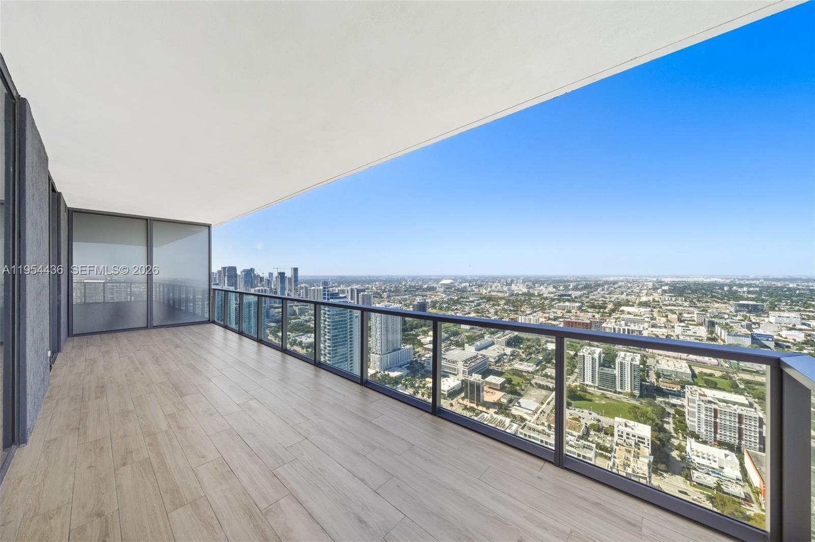 ELYSEE MIAMI - Residential