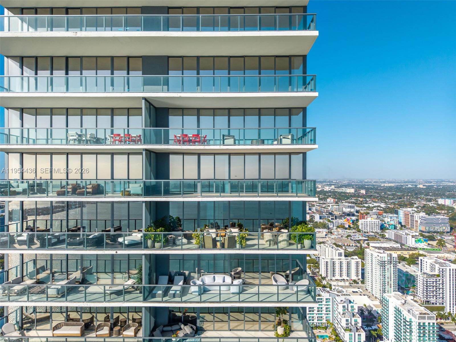 ELYSEE MIAMI - Residential