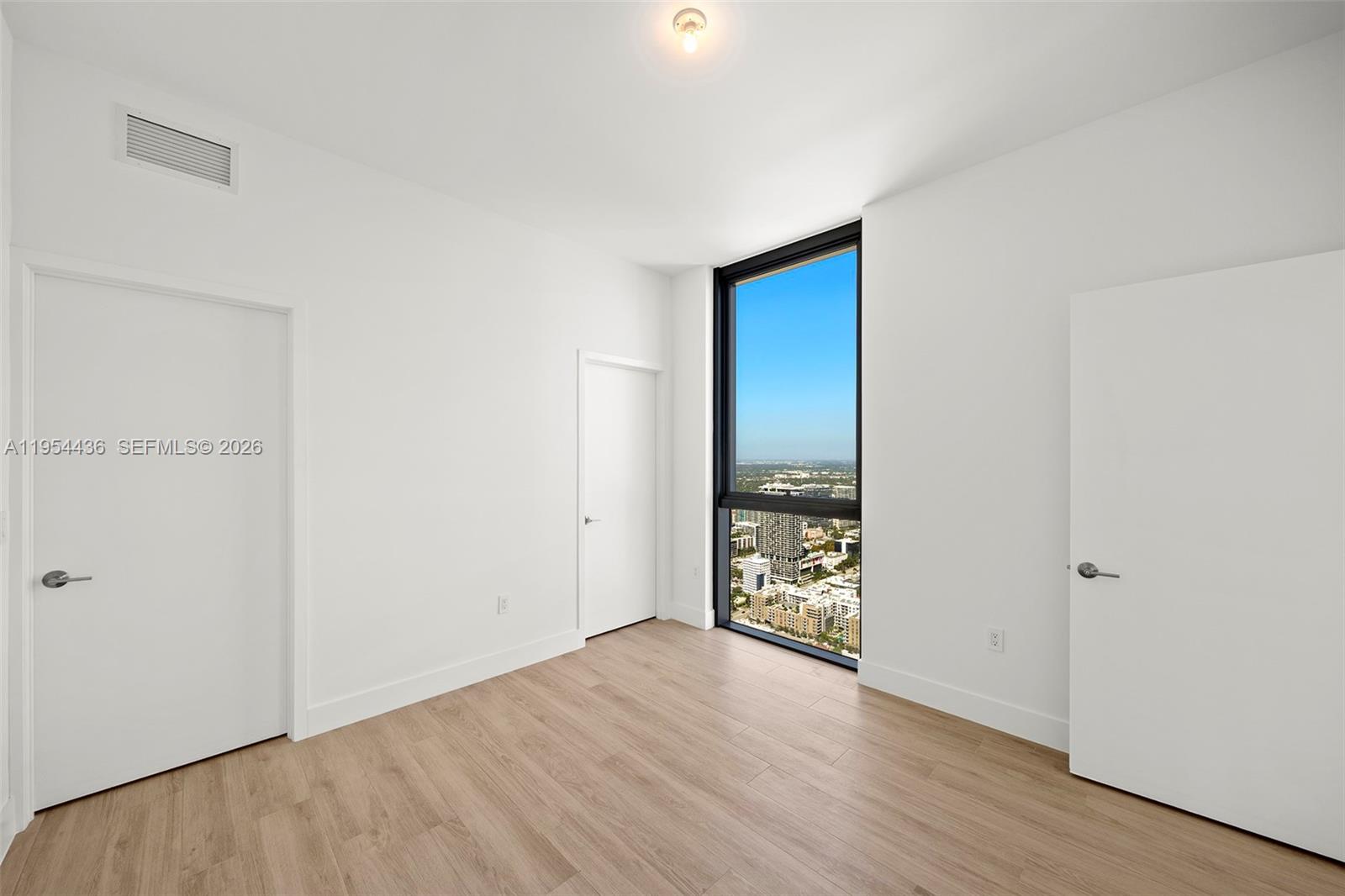 ELYSEE MIAMI - Residential