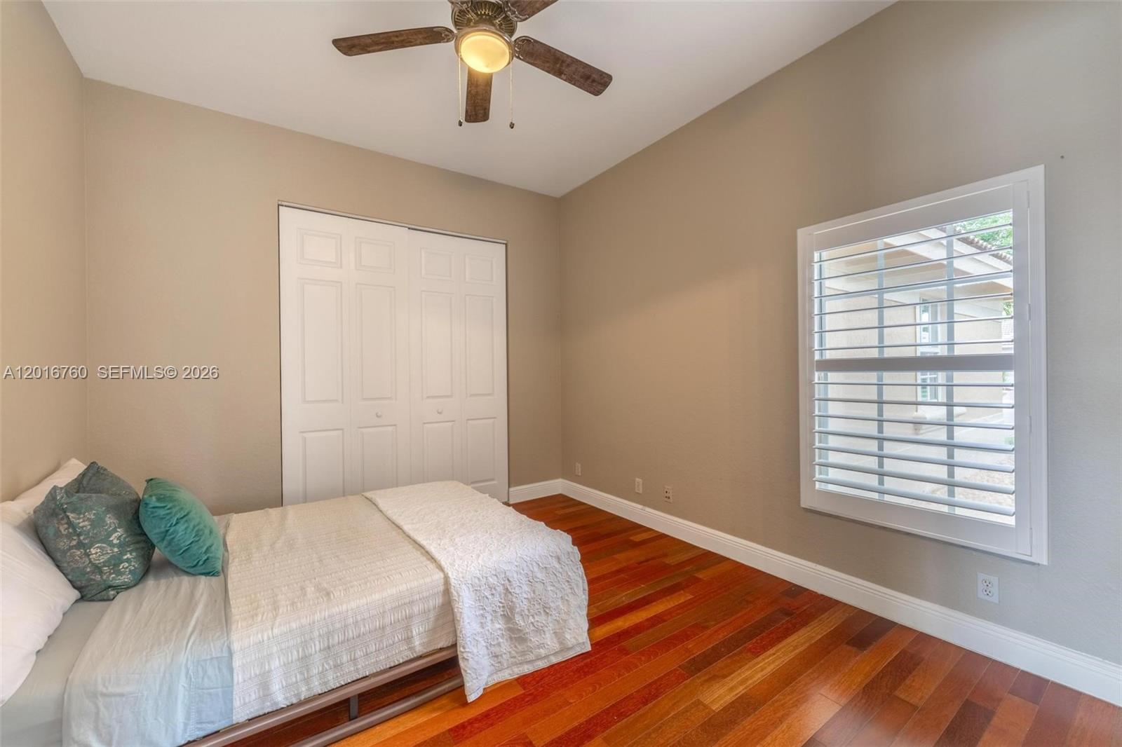 PARKLAND ISLES - Residential