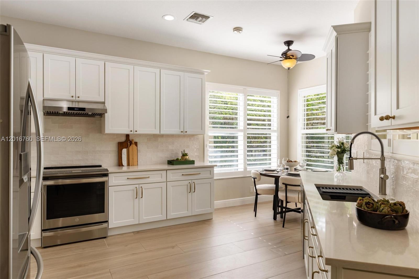 PARKLAND ISLES - Residential