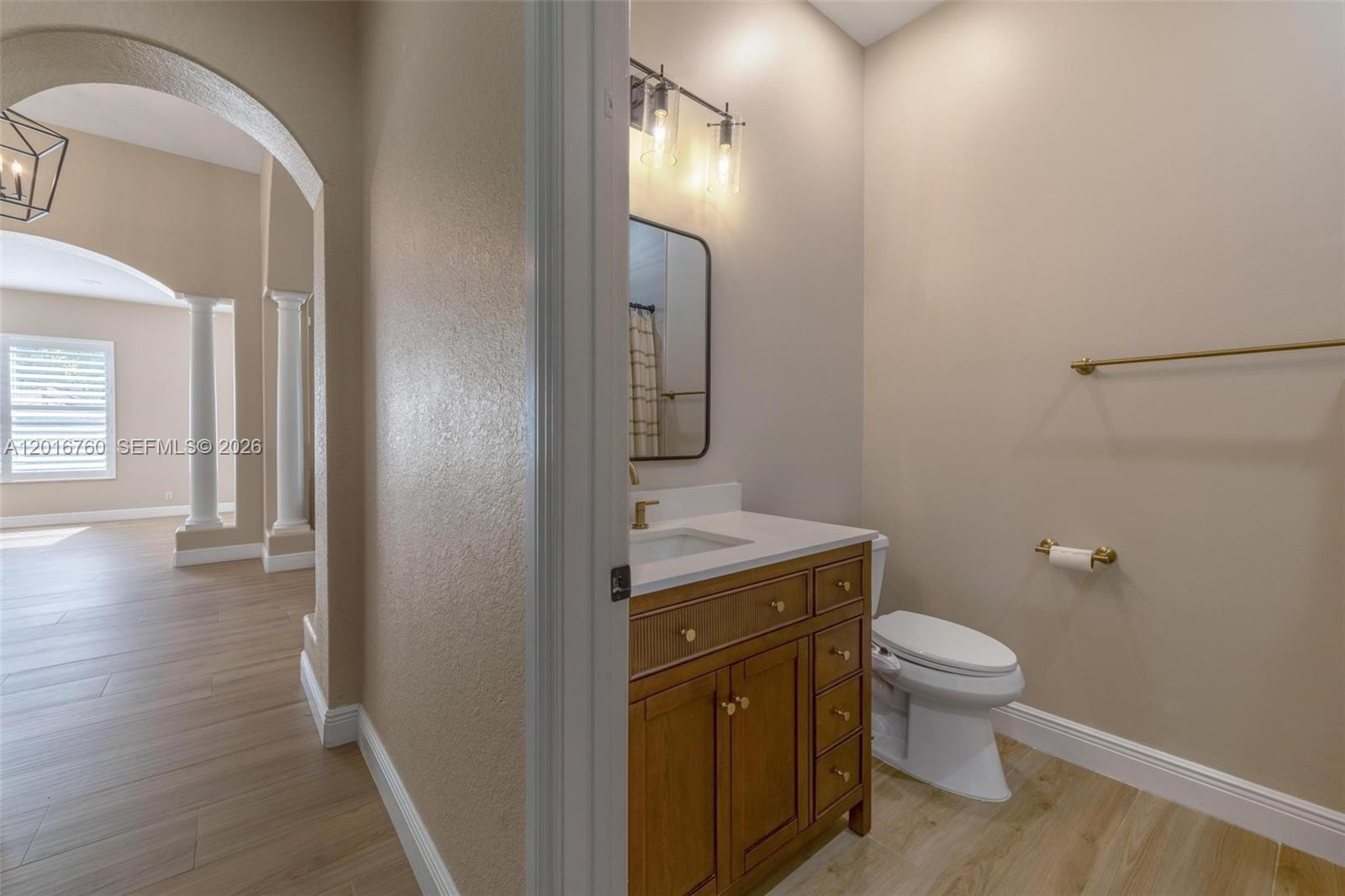 PARKLAND ISLES - Residential