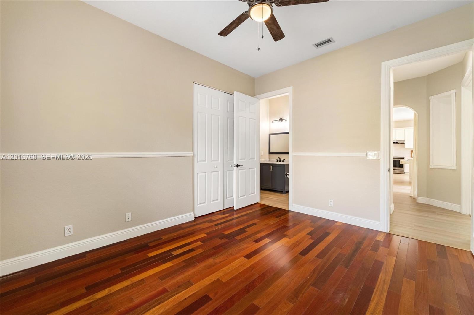 PARKLAND ISLES - Residential