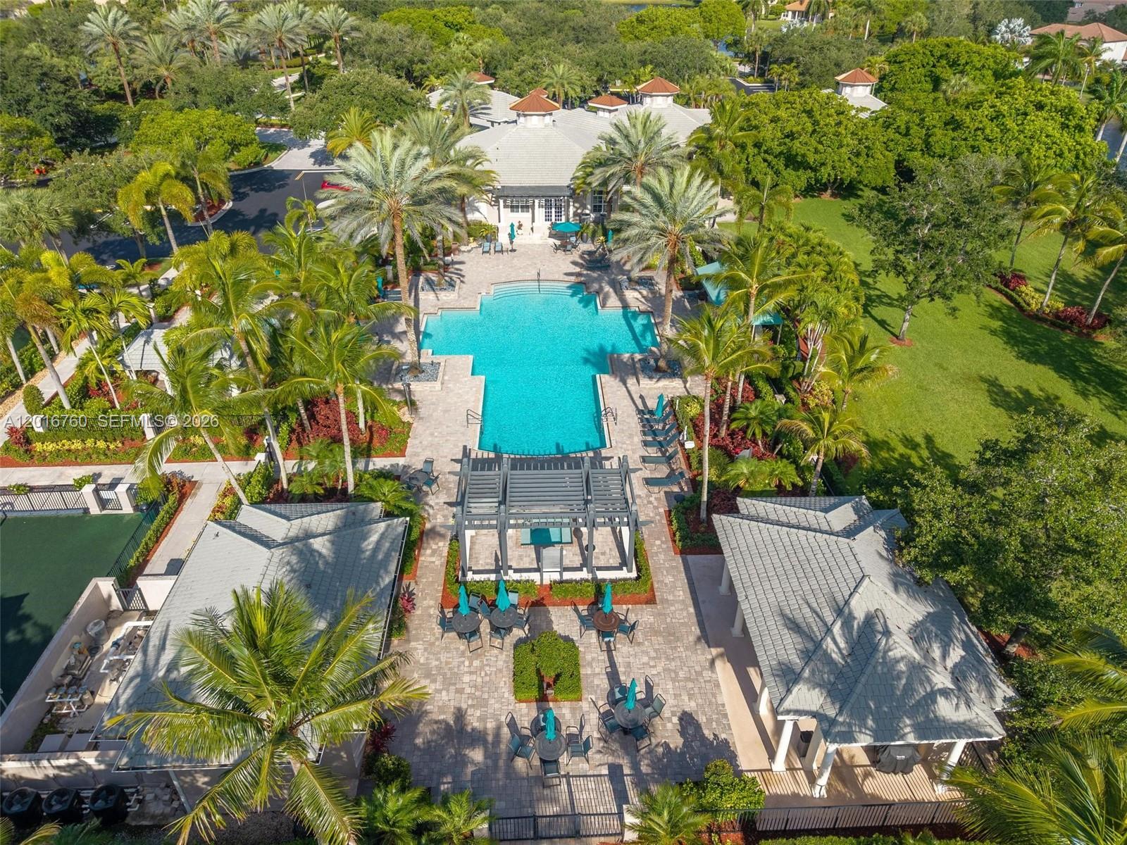 PARKLAND ISLES - Residential