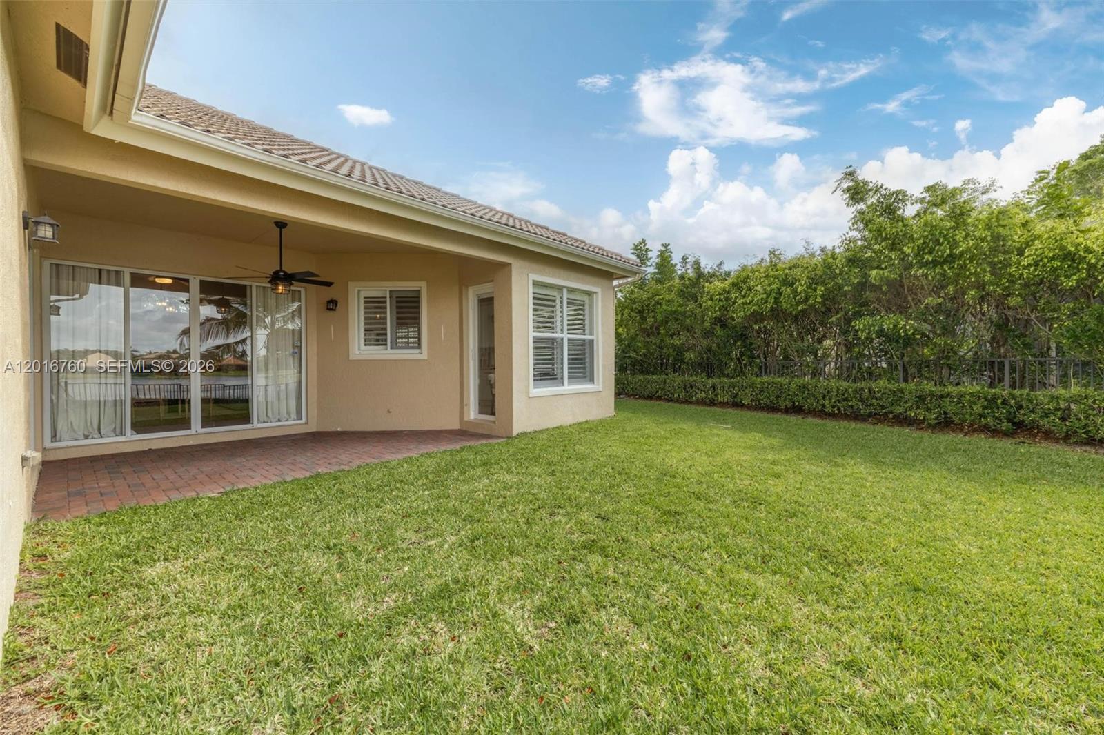 PARKLAND ISLES - Residential