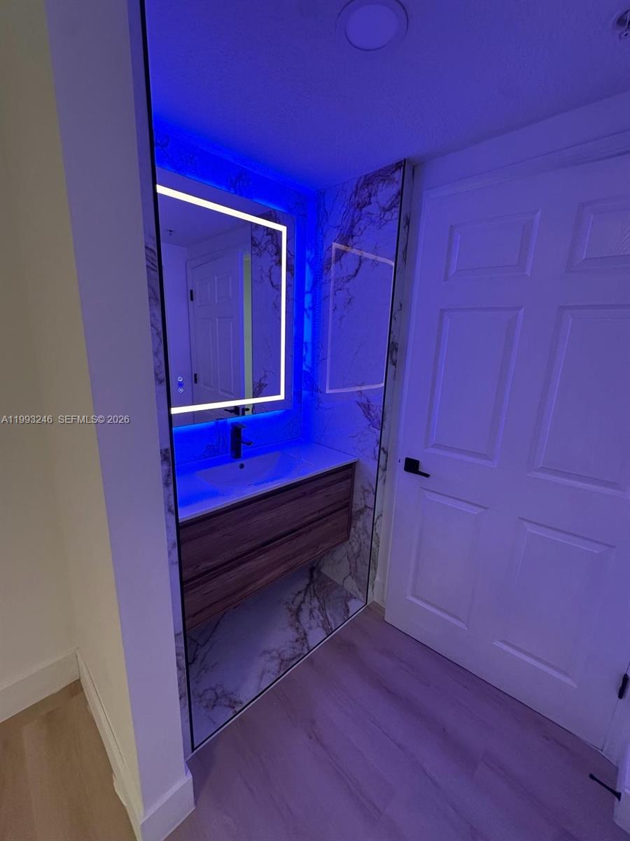 KEYSTONE PARK CONDO - Residential