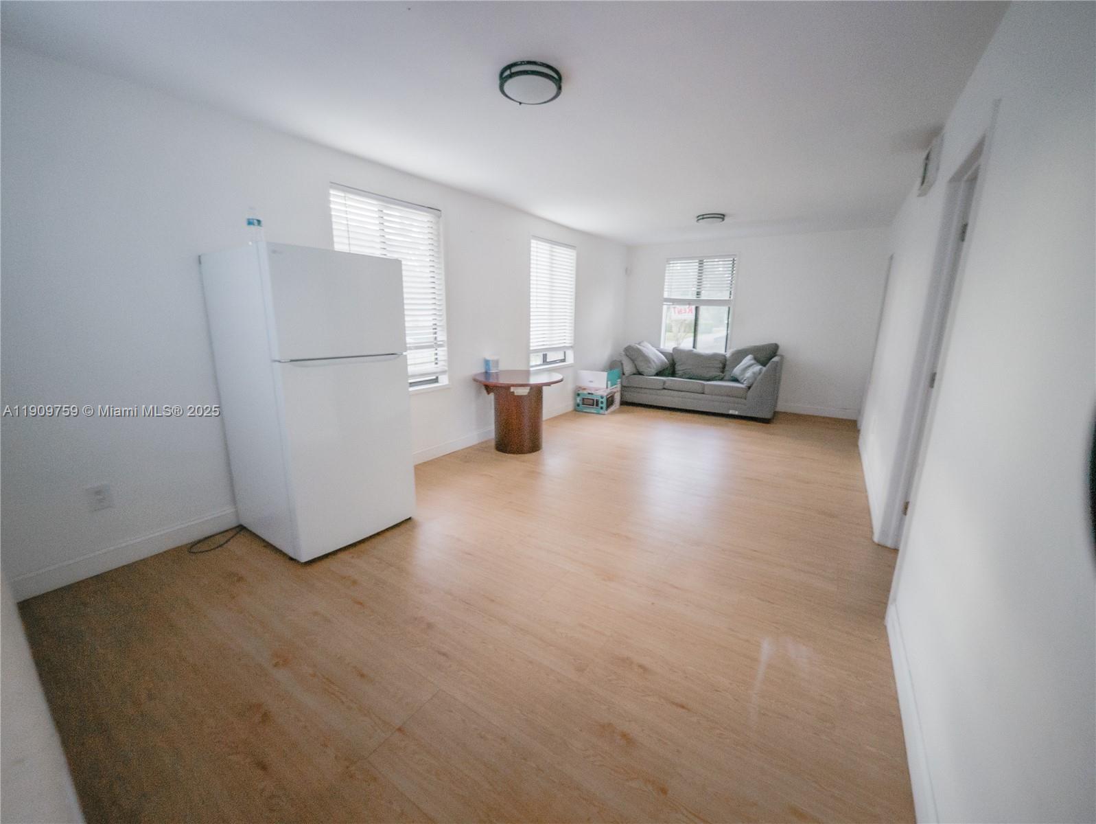 CORAL WAY HEIGHTS - Residential Lease