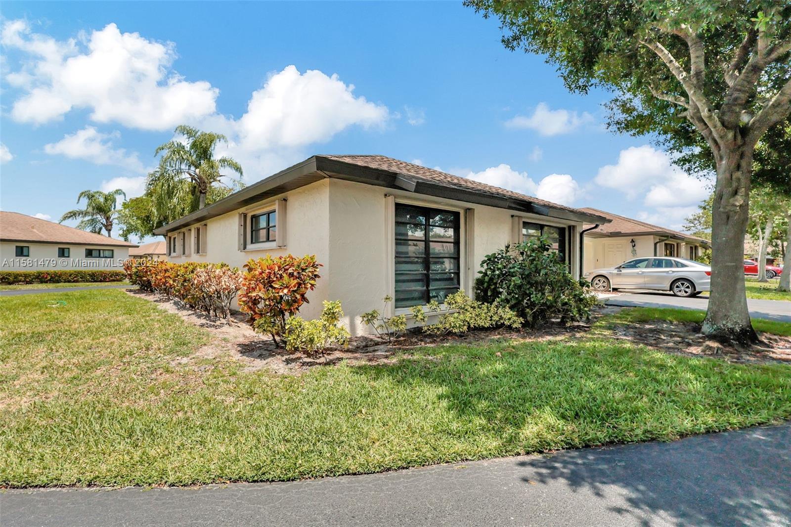 GREENTREE VILLAS CONDO - Residential