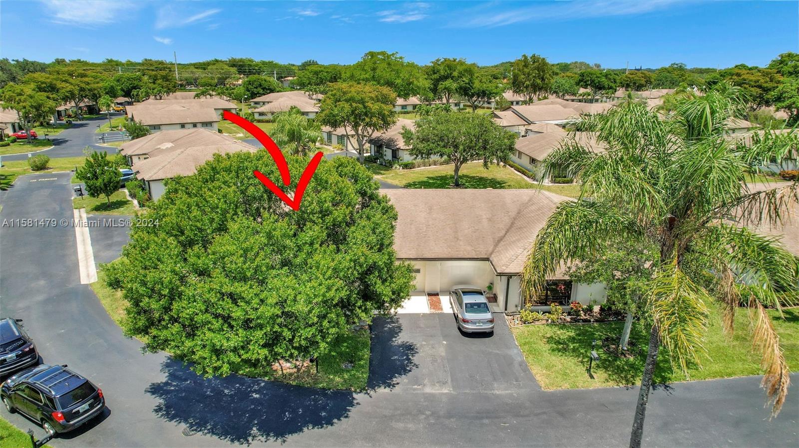 GREENTREE VILLAS CONDO - Residential