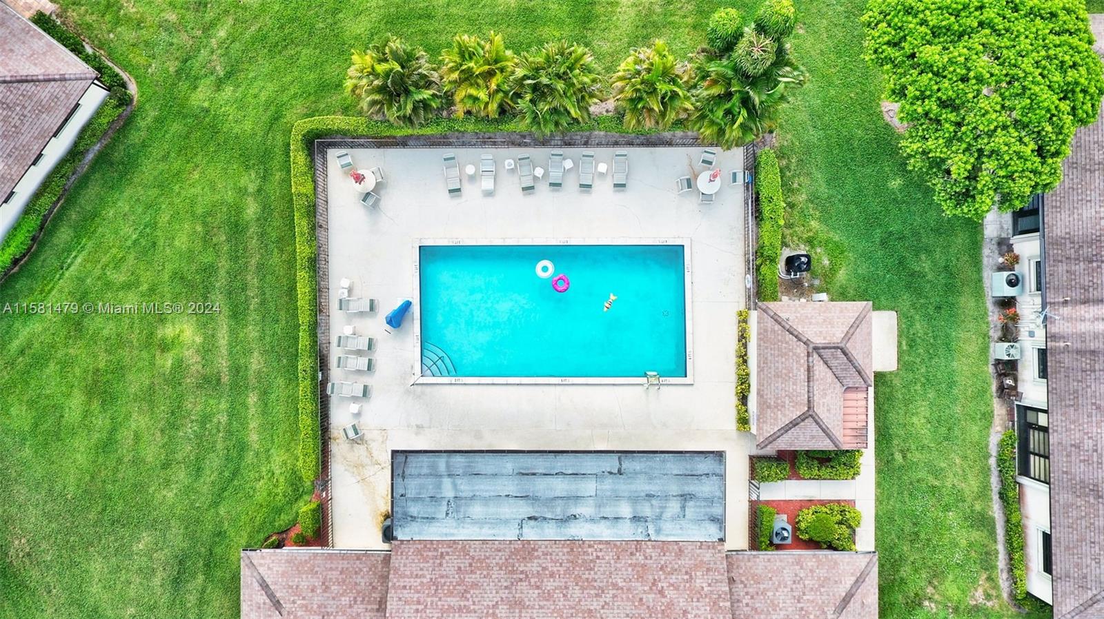 GREENTREE VILLAS CONDO - Residential