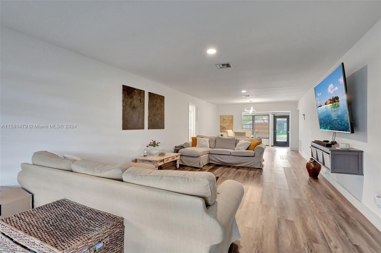 GREENTREE VILLAS CONDO - Residential