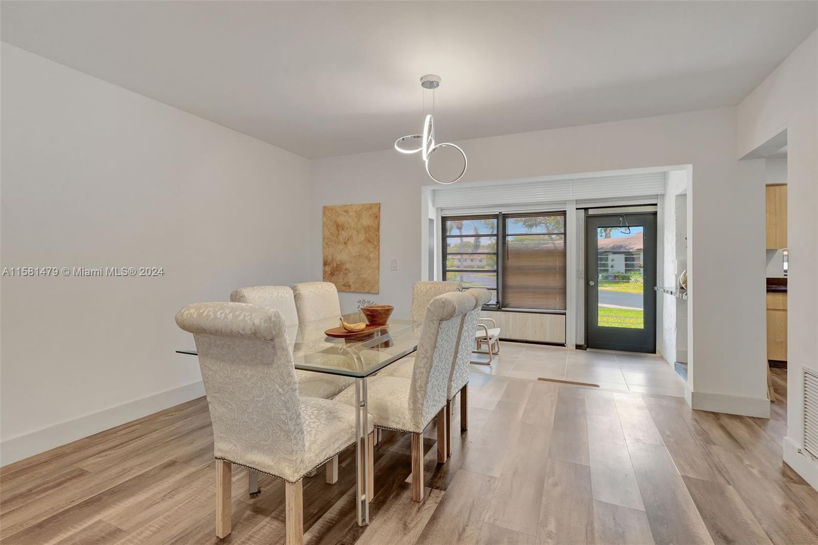 GREENTREE VILLAS CONDO - Residential