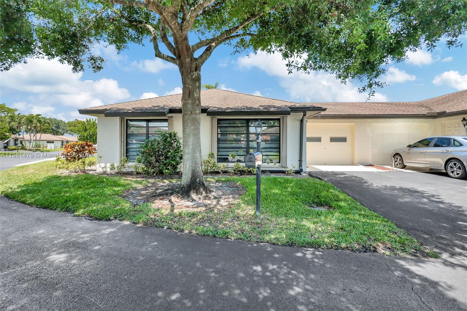 GREENTREE VILLAS CONDO - Residential