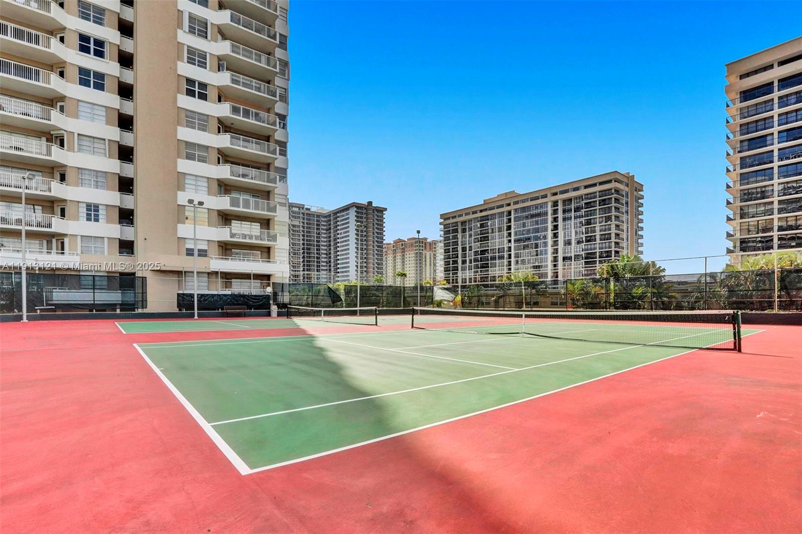 HEMISPHERES CONDO - Residential Lease