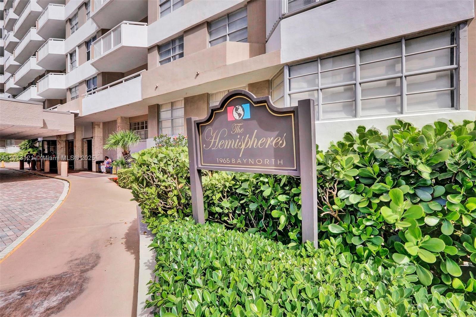 HEMISPHERES CONDO - Residential Lease