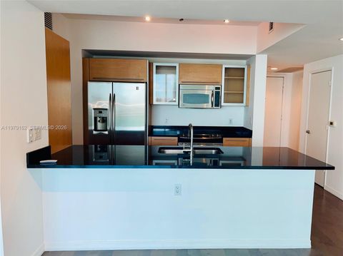 951 Brickell Ave 3211 Miami FL 33131