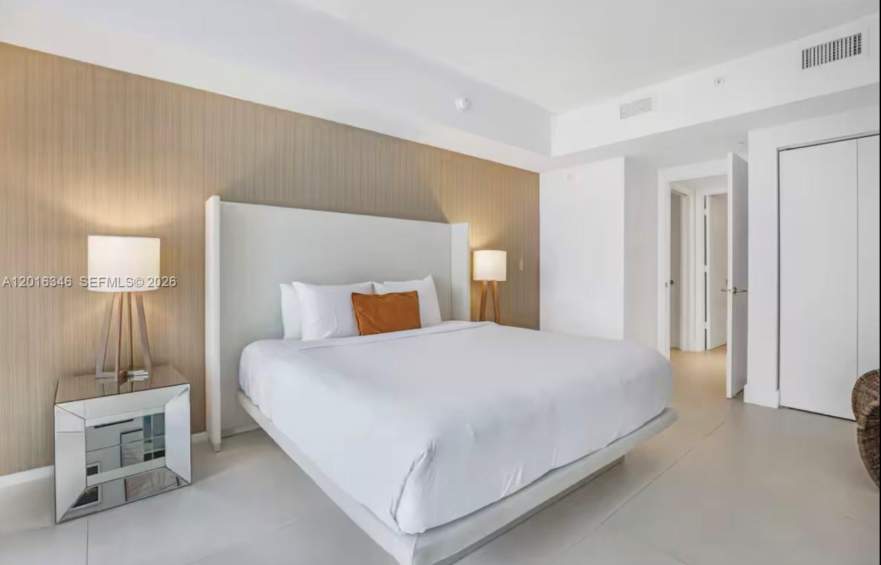 4111 SOUTH OCEAN DRIVE CO - Residential