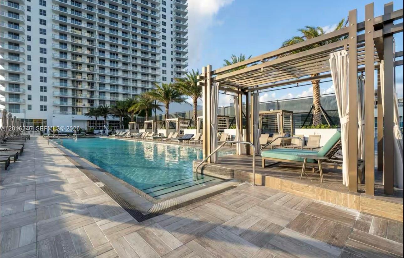 4111 SOUTH OCEAN DRIVE CO - Residential