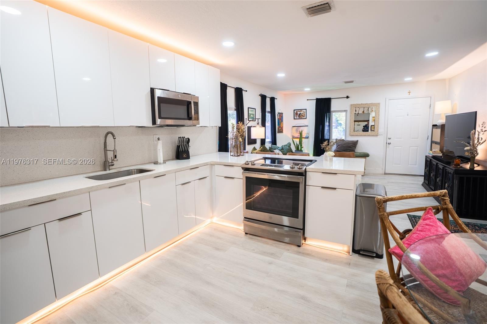 PL OF LITTLE RIVER GARDEN - Residential