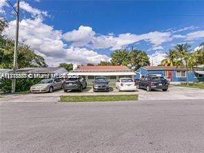 2631 Fillmore St 2, Hollywood, Broward County, Florida - 3 Bedrooms  
1 Bathrooms - 