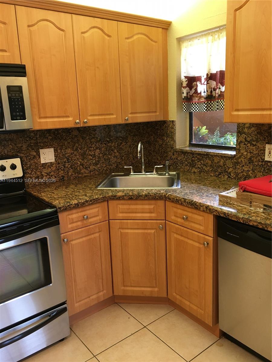 OLIVINE AT THE TOWNSHIP - Residential